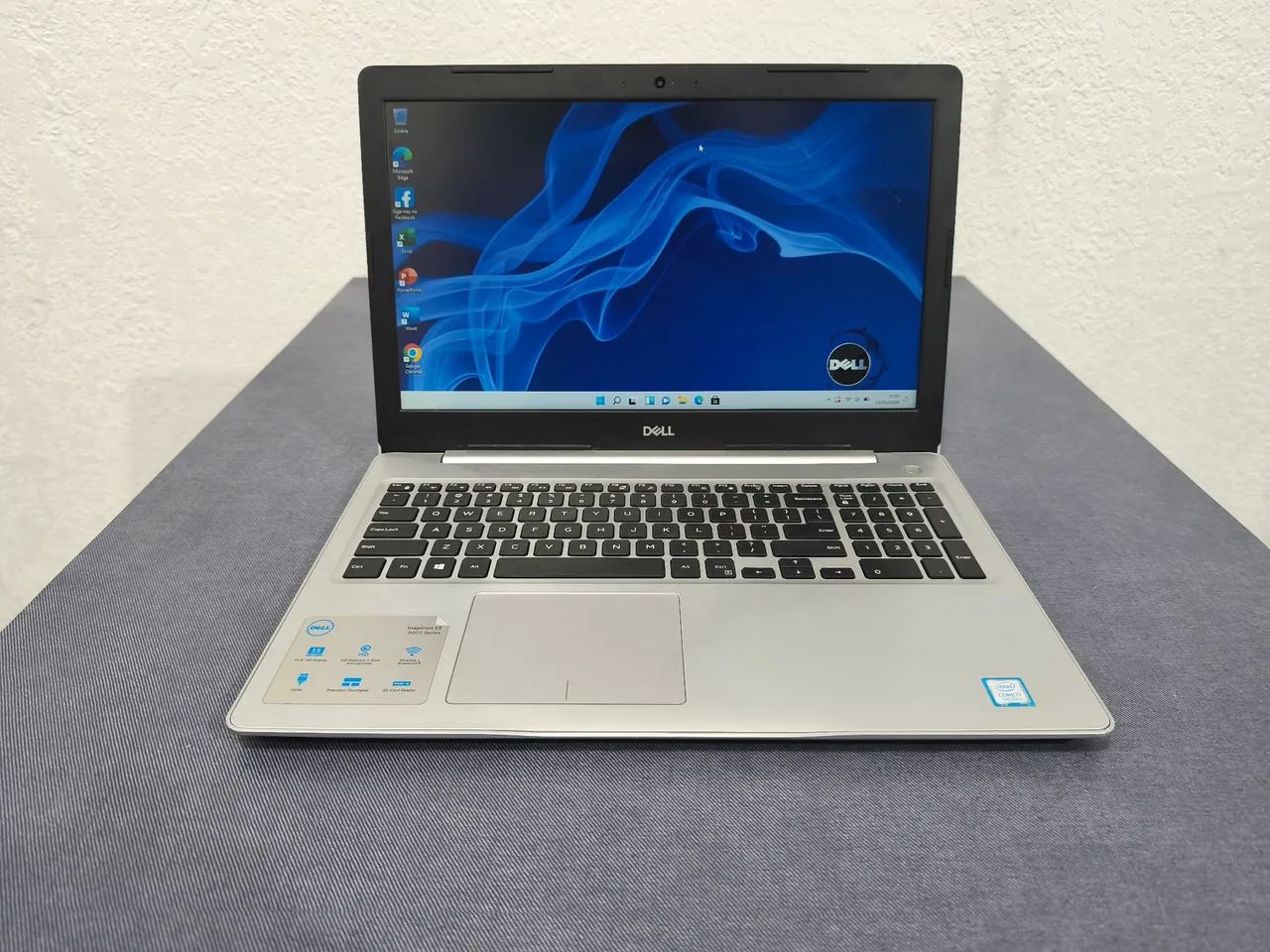 Notebook Dell Inspiron i7. 8 GB. SSD 256 GB - Notebooks - Parque