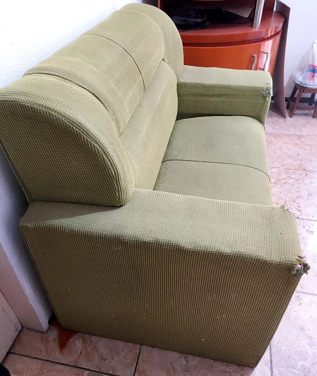 Sofá de 2 lugares conservado. - Foto 5
