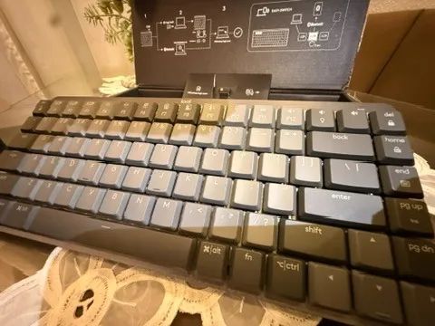 Teclado Mecanico Logitech MX Mechanical Mini - NOVO - Foto 3