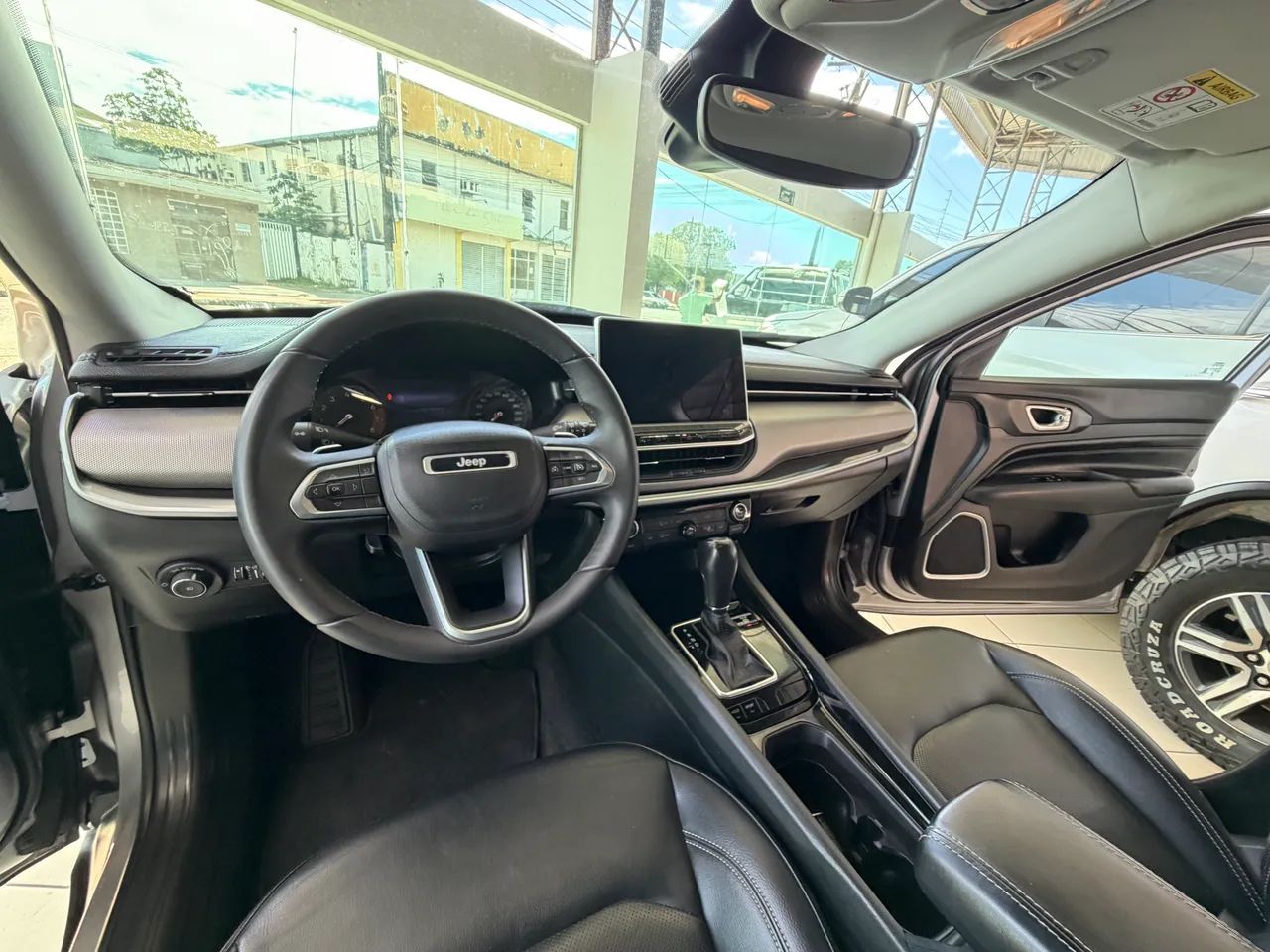 Jeep Compass Long. T270 1.3 TB 4X2 Flex AUT 2024 - Foto 5