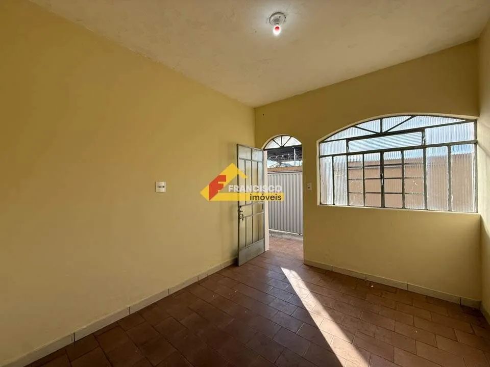Casa para aluguel, 3 quartos, 1 vaga, Interlagos - Divinópolis/MG - Foto 2