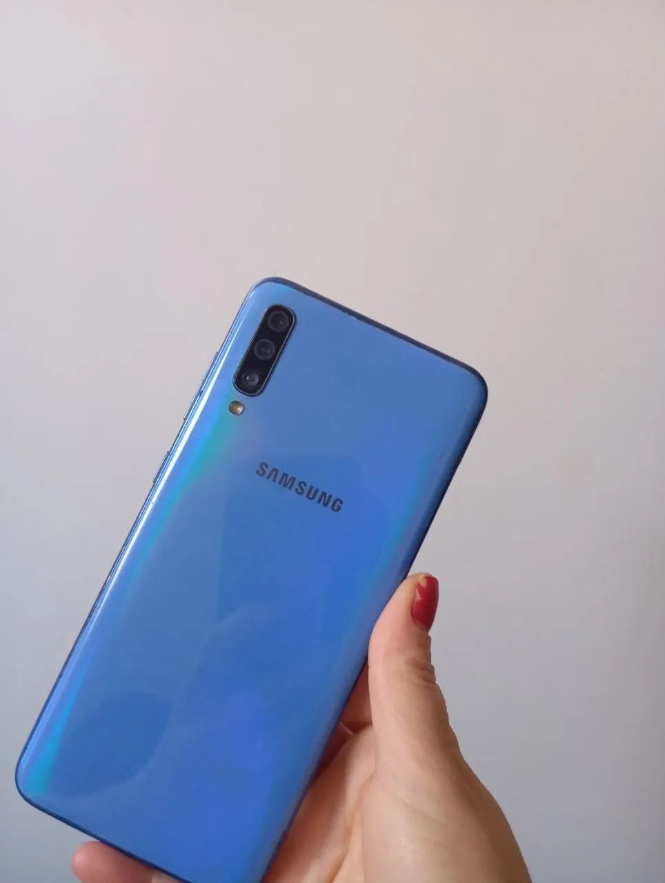 Vende se Samsung Galaxy A70  - Foto 2
