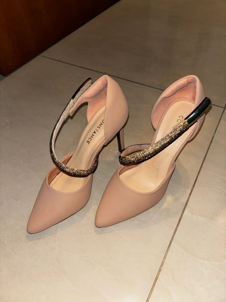 Scarpin Nude da marca Constance  - Foto 3