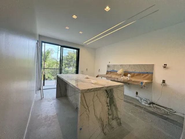 Casa Moderna com Piscina e Fundo para Reserva no Reserva da Morada | 3 Suítes | 190m² - Foto 3
