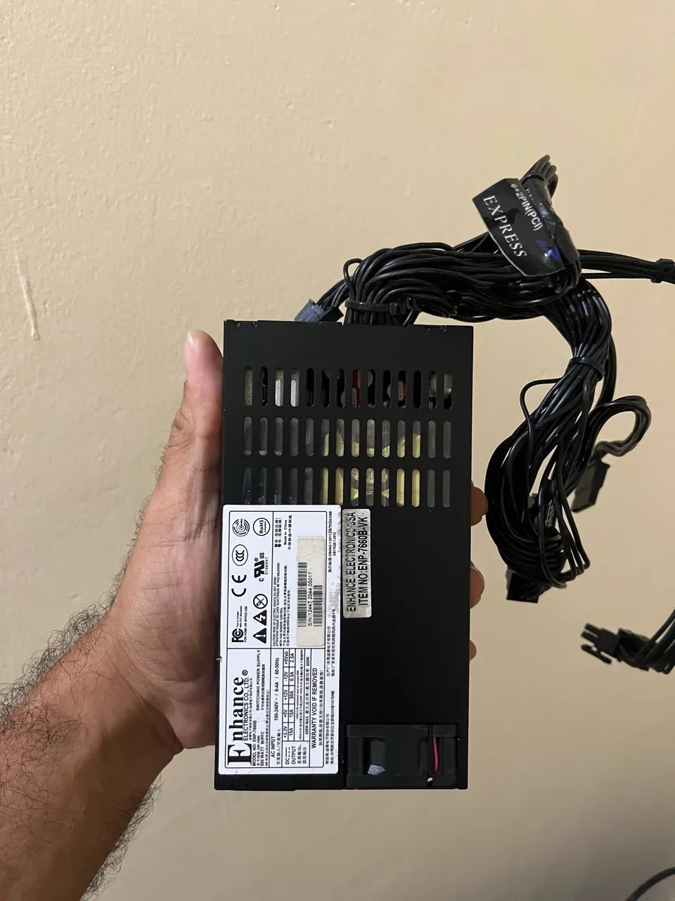 Gabinete ITX + Fonte Flex ATX + SSD M2 PCI-e 4.0