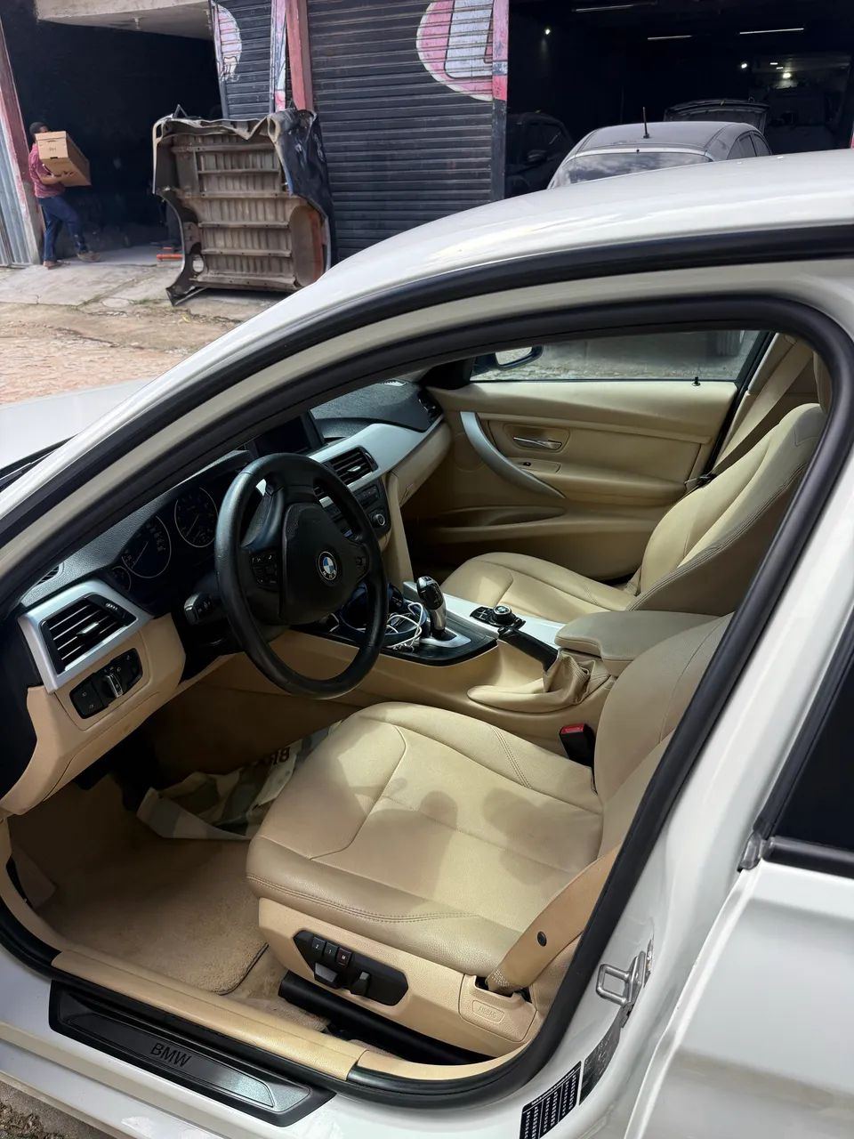 BMW 320I 2014
