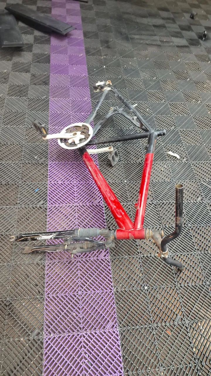 Quadro, suspensão e pedivela aro 26 - Foto 5
