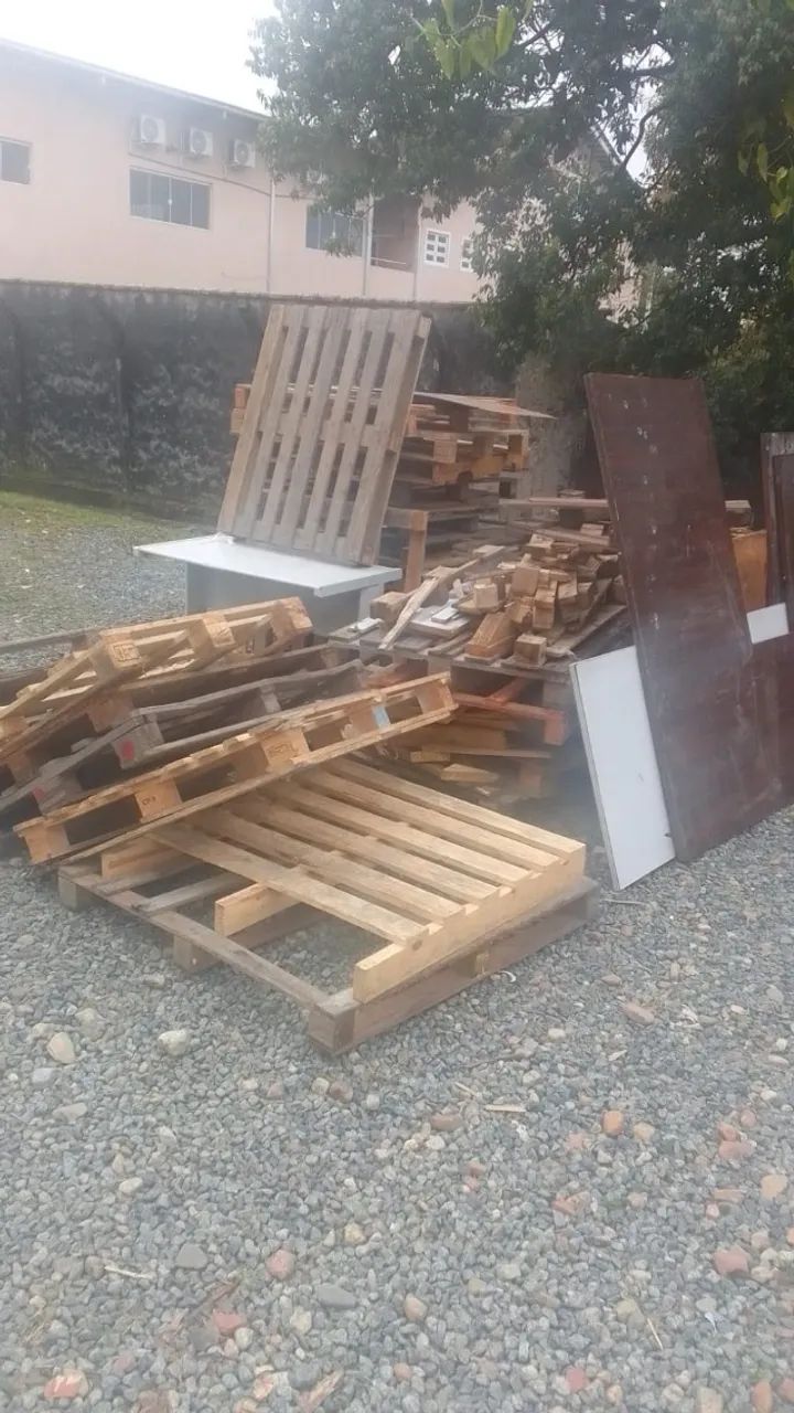DOAÇÃO Medeira/Pallets