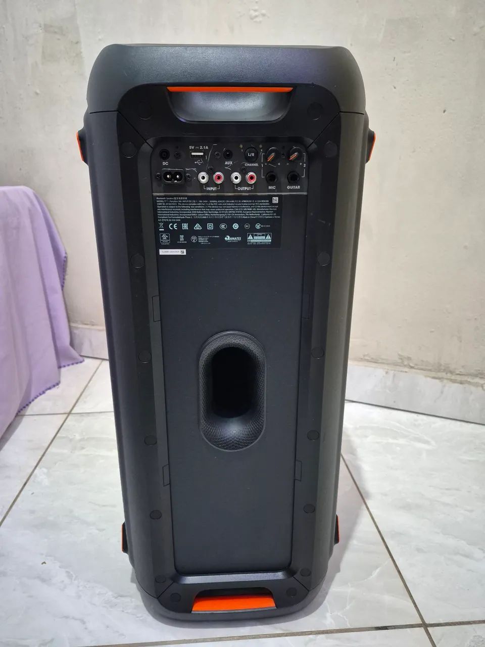 JBL PARTYBOX 300 (TROCO EM IPHONE) - Foto 5