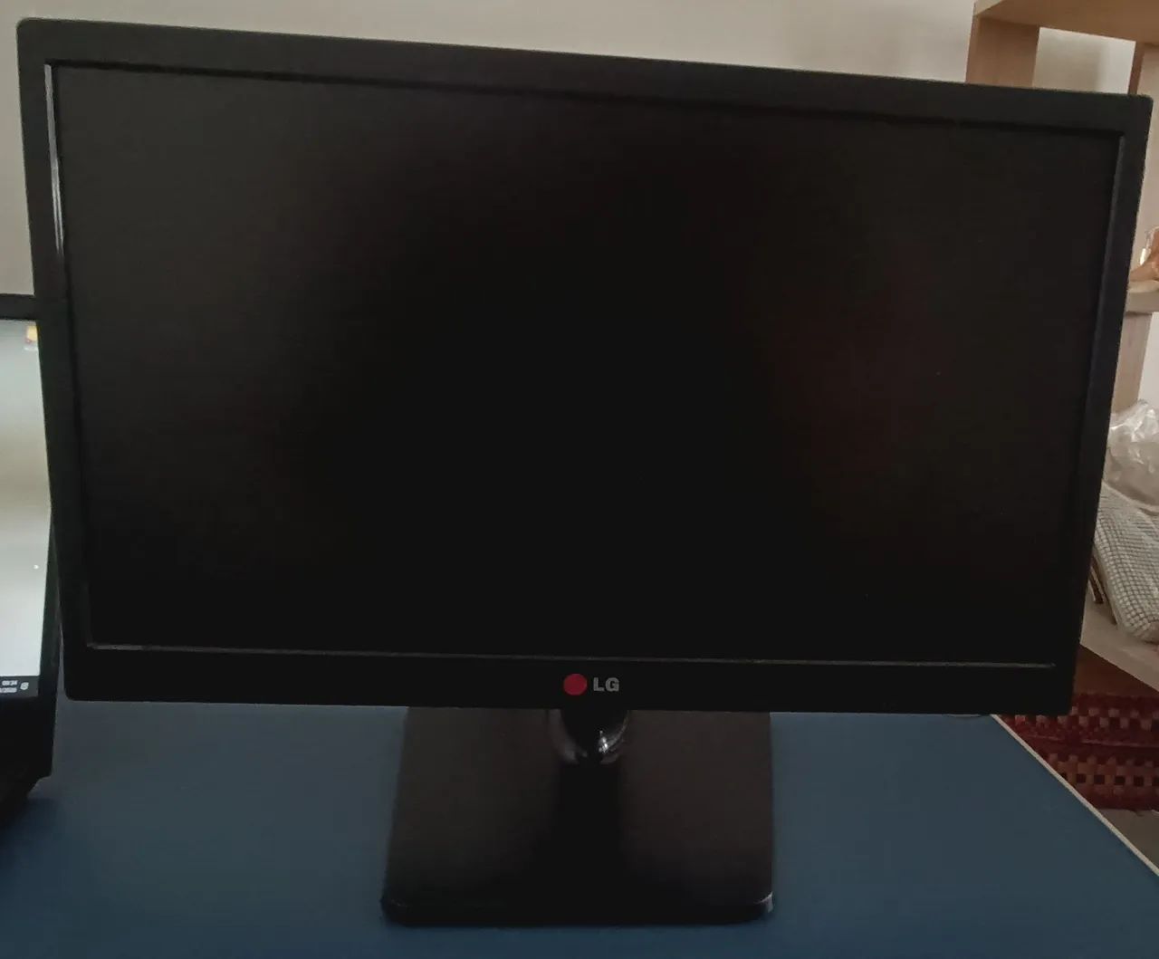 Monitor LG Flatron 20EN33SS-B 19,5"