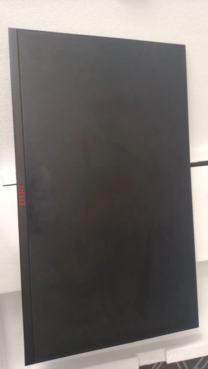 MONITOR PICHAU 144HZ ( COM DEFEITO) ACEITO TROCAS E PROPOSTAS 