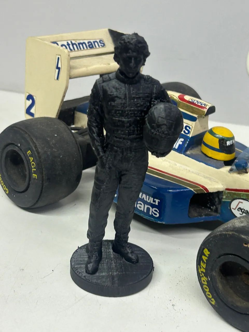 Carro de Madeira de época Ayrton Senna + Ayrton Senna feito em 3d  - Foto 5