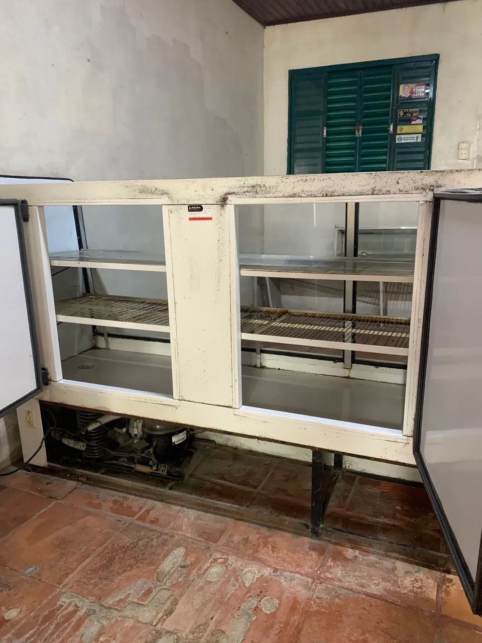  Balcão Expositor para bar - Foto 5