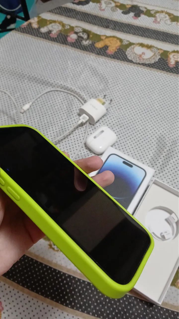 iPhone 14 - Foto 3