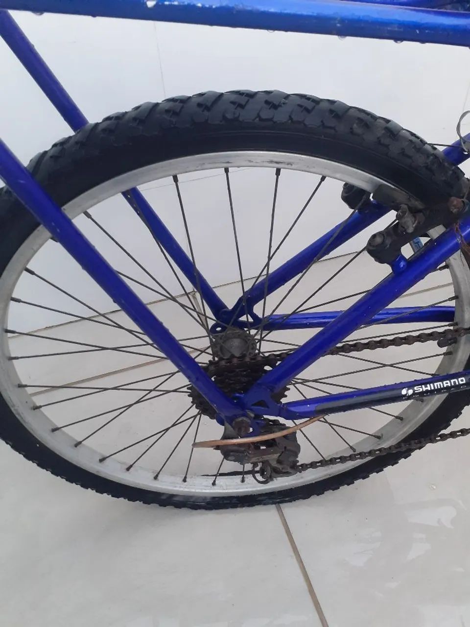 Vende-se Bicicleta Aro 24 18 marchas Seminova - Foto 2