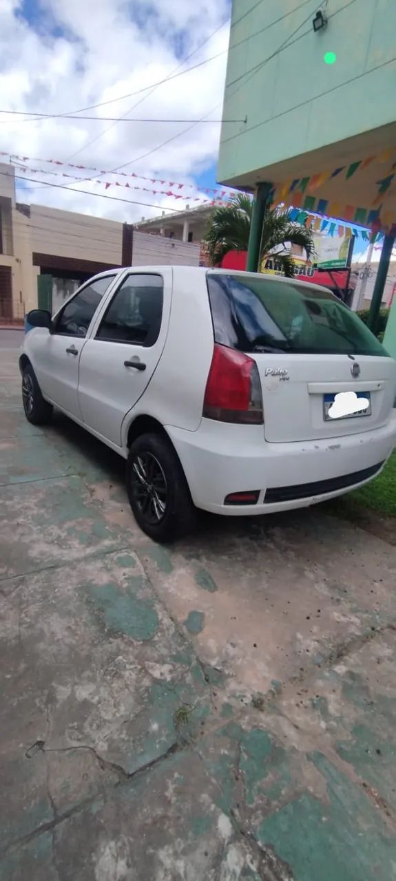 Fiat Palio Celebration 1.0 Fire Flex 8V 4P 2015 - Foto 3
