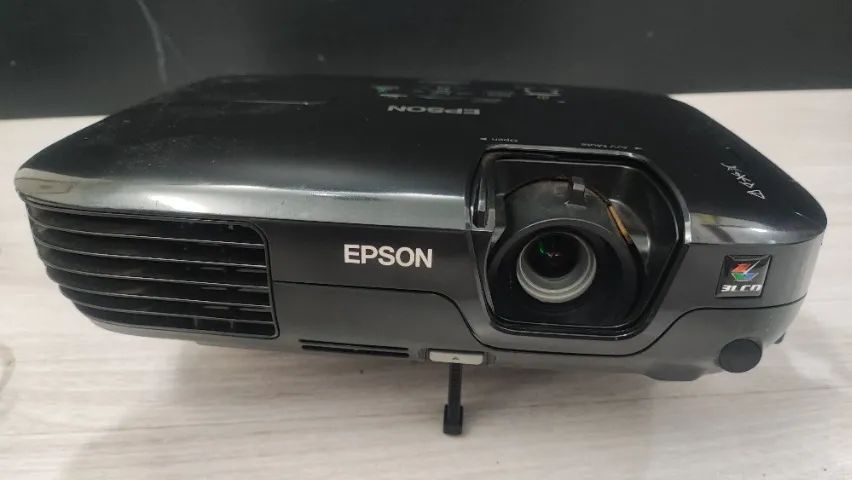 Projetor Epson PowerLite S10+ - Foto 4