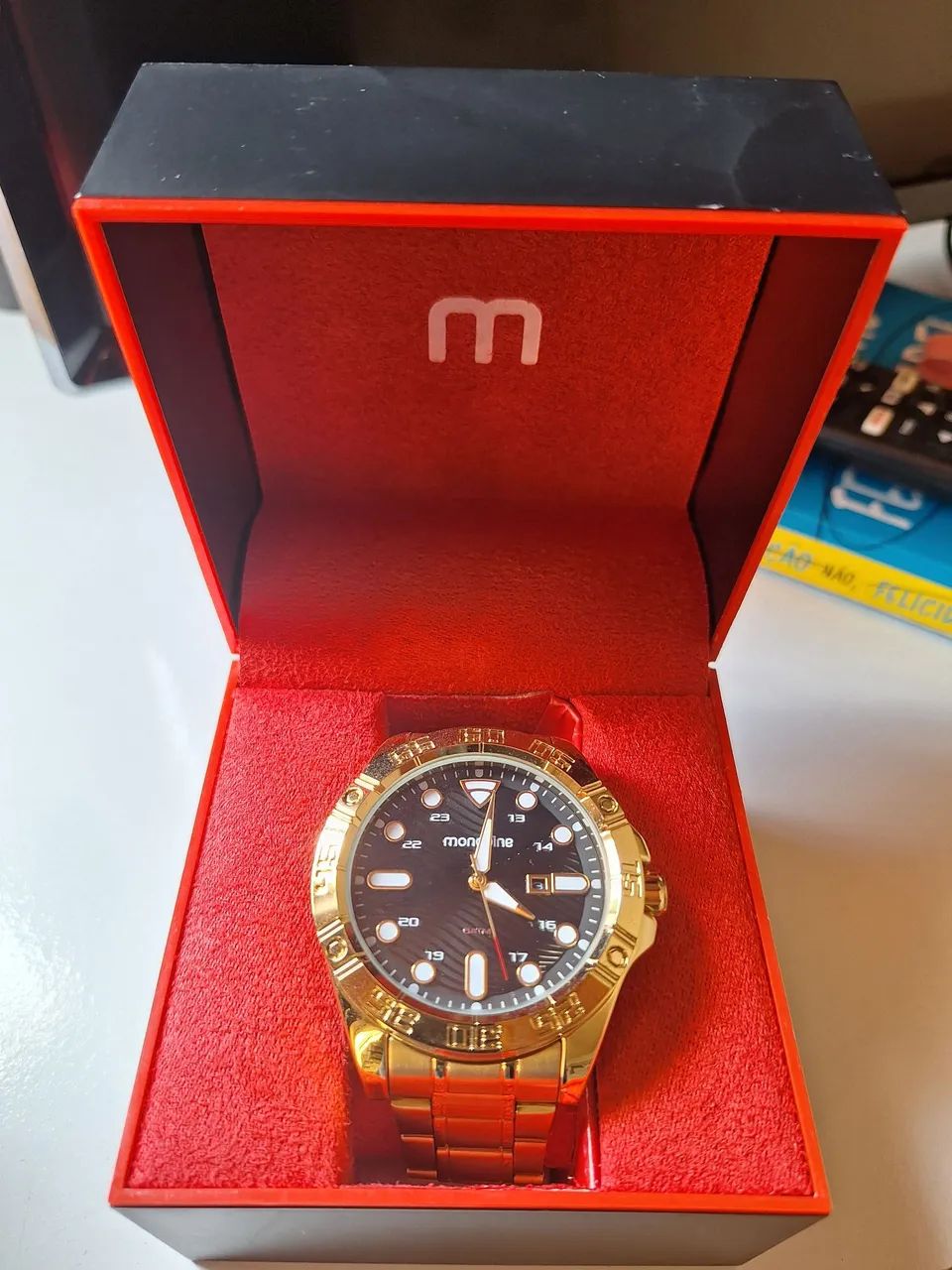 Relógio vendo ou troco