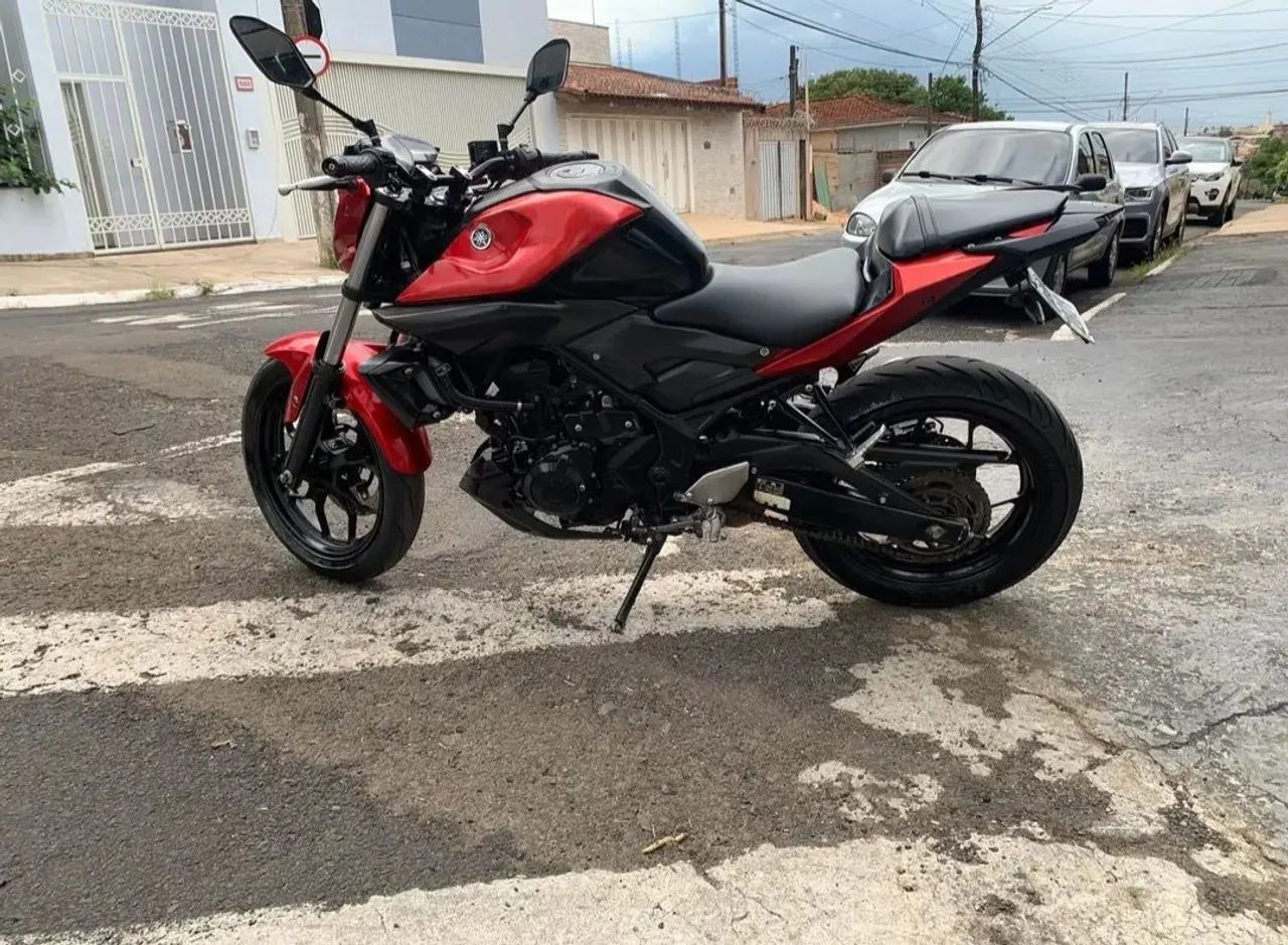 Yamaha MT03 - Foto 4