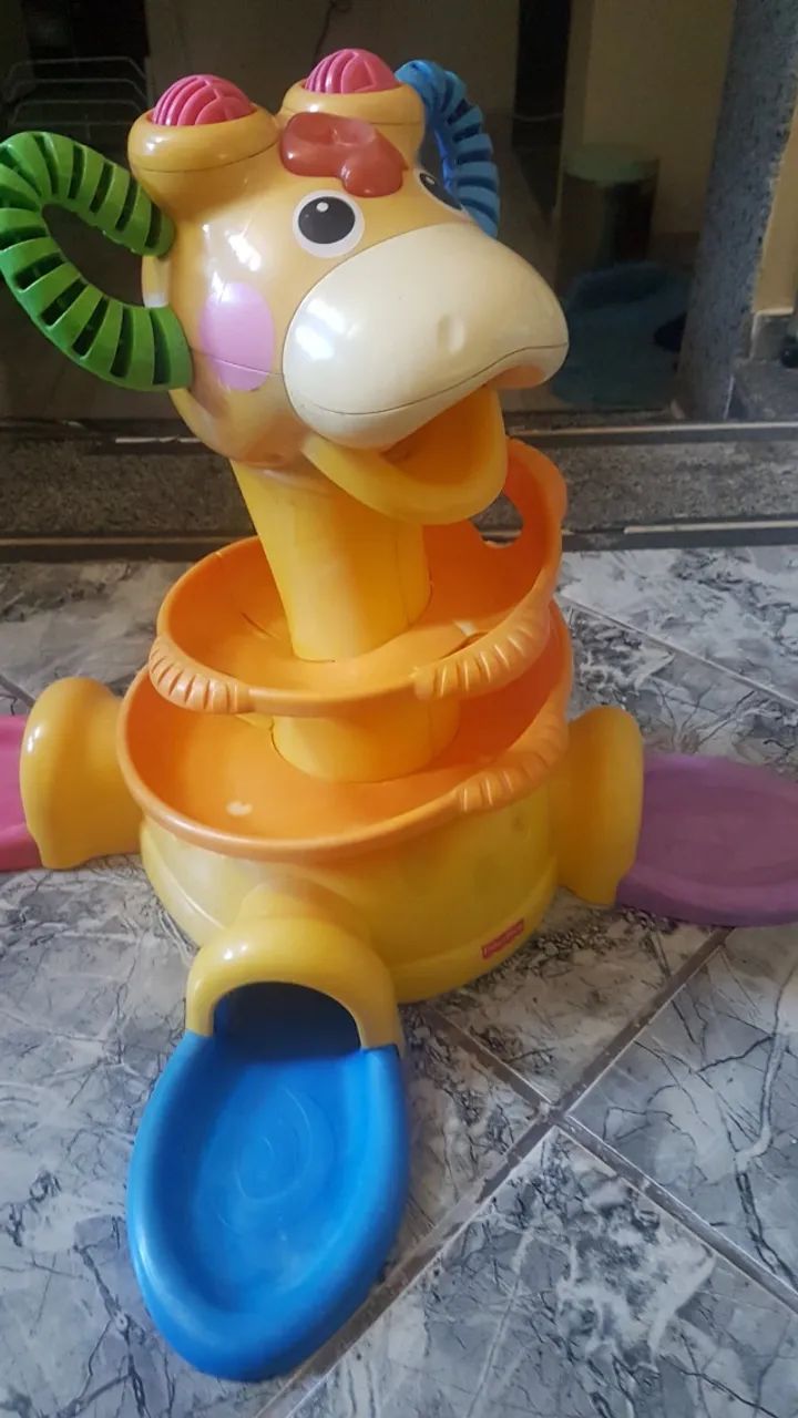 Girafa com bolinhas Fisher Price - Foto 5
