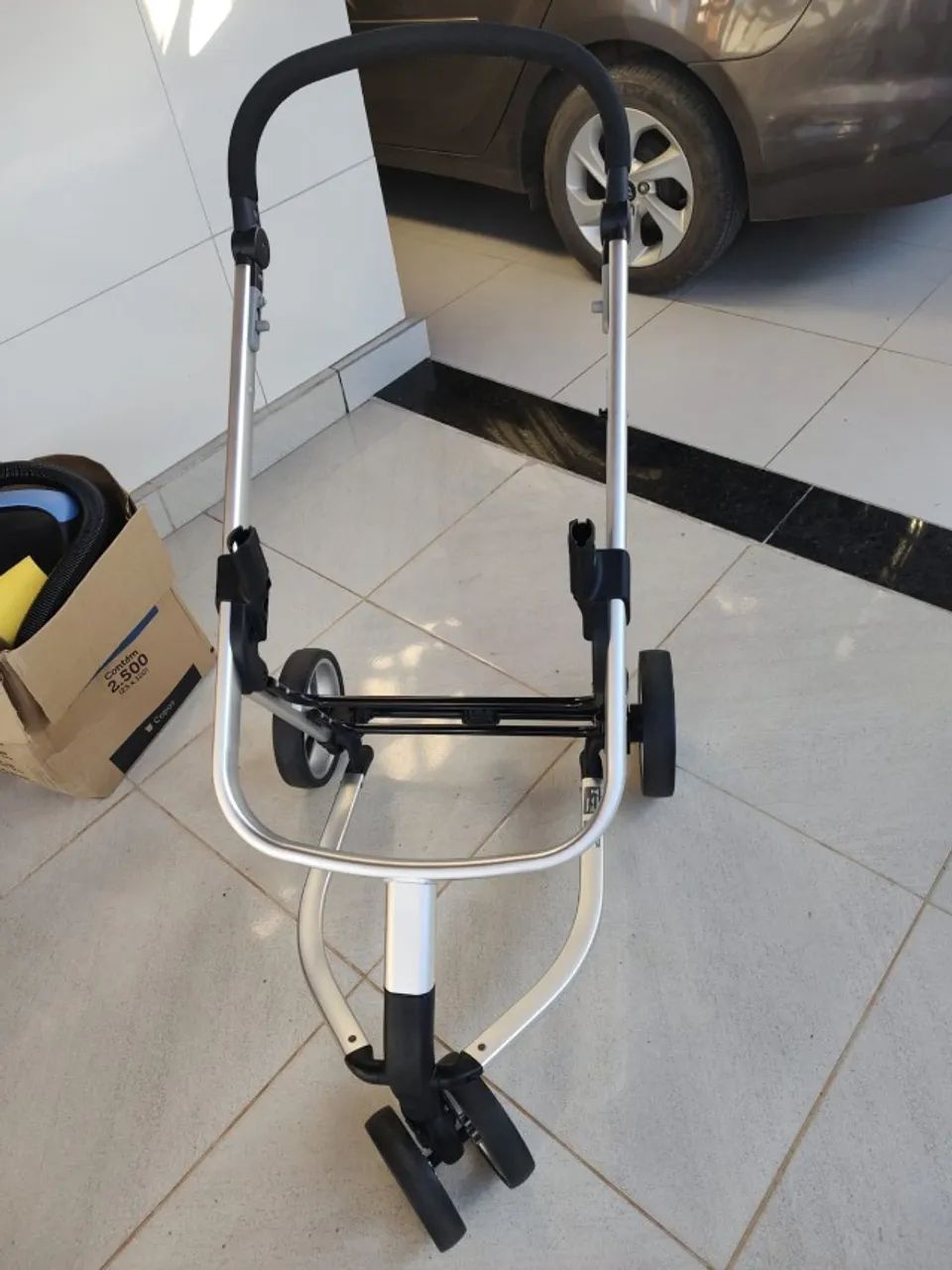 Carrinho de Bebê + Bebê conforto (Travel System Safety 1st, Mobi) - Foto 4