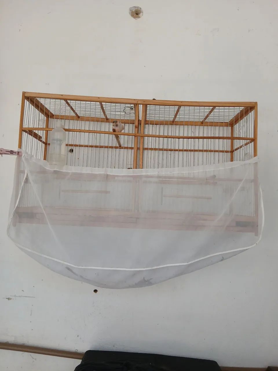 Gaiola de madeira