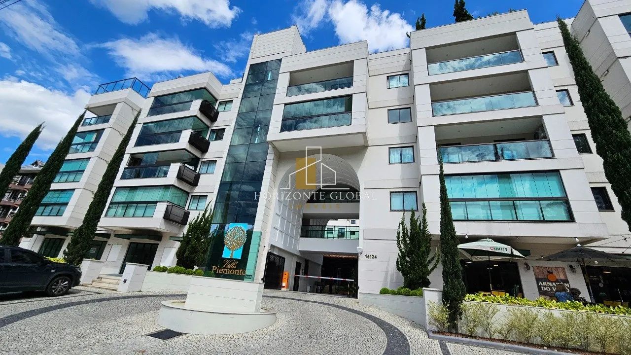 Cobertura duplex com Área Gourmet e Jacuzzi em Itaipava