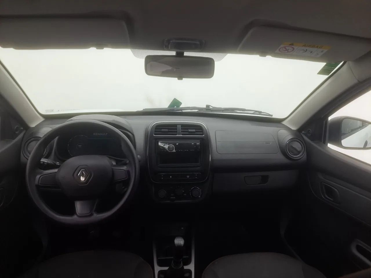 Renault Kwid 1.0 Zen, foto 15 de 18