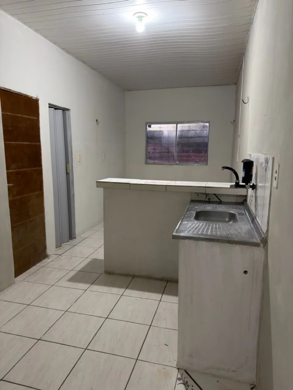 CASA NOS ALTOS PARA ALUGAR - CONJUNTO CEARÁ - Foto 2