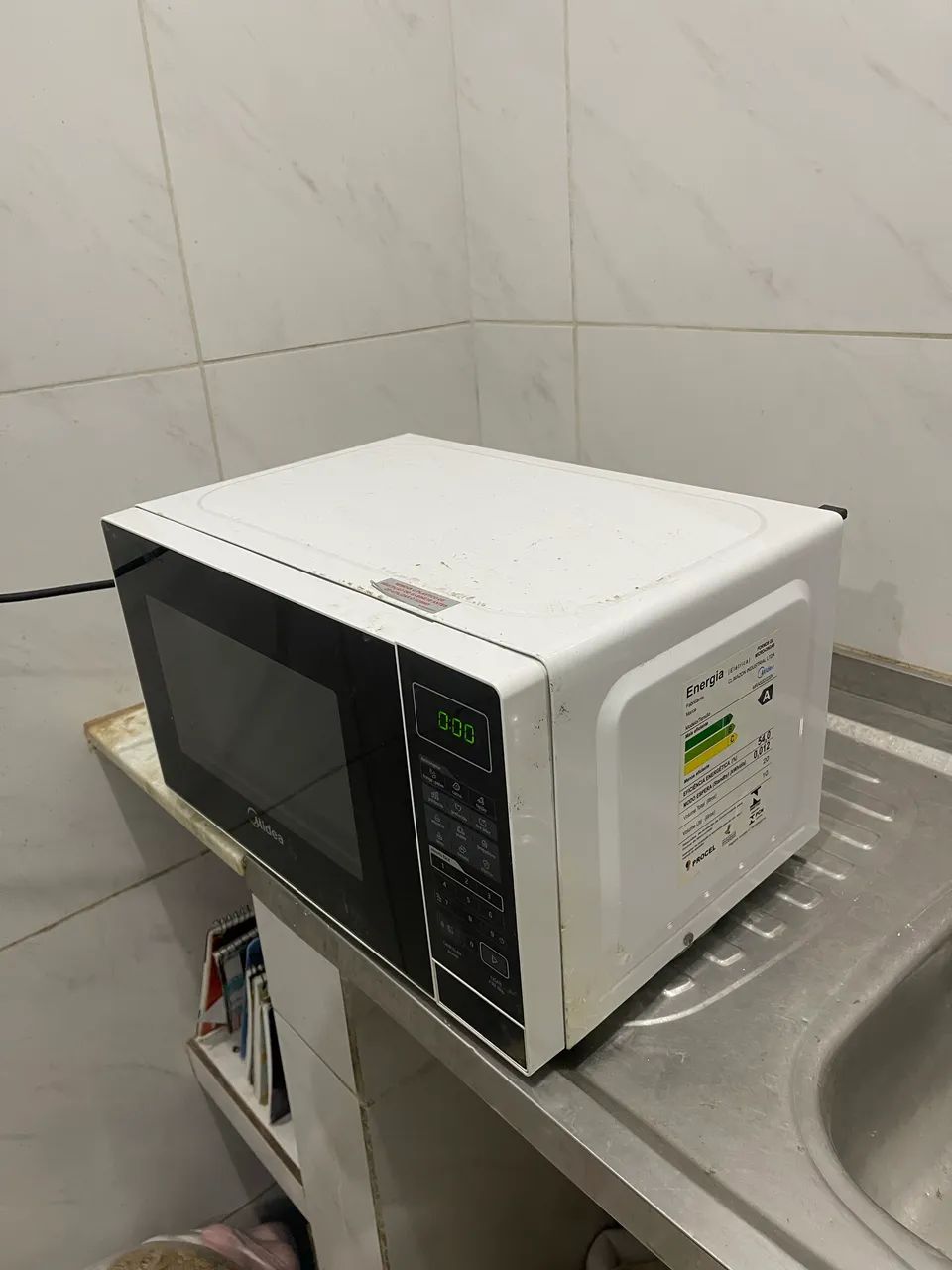 Microondas Midea Novo sem uso 