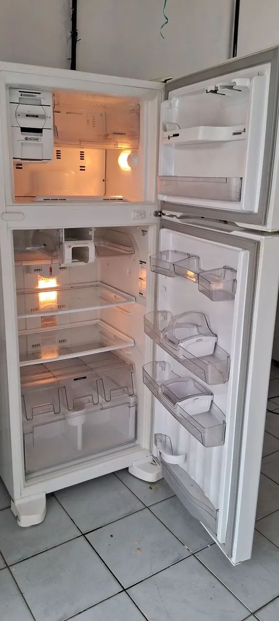 Geladeira brastemp duplex active! Frost free ENTREGO - Foto 4