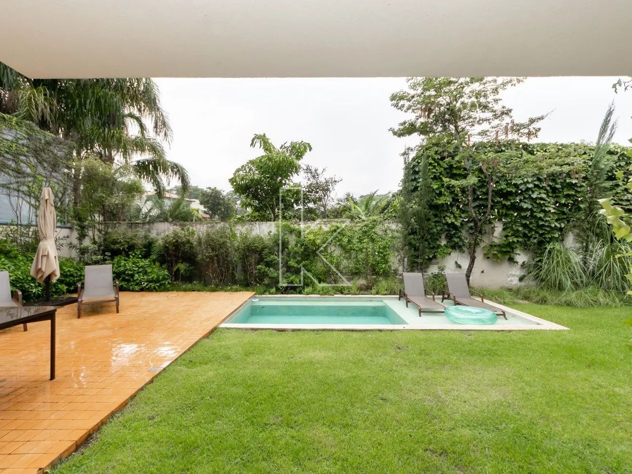 Casa reformada com design moderno no Jardim Guedala - Foto 2