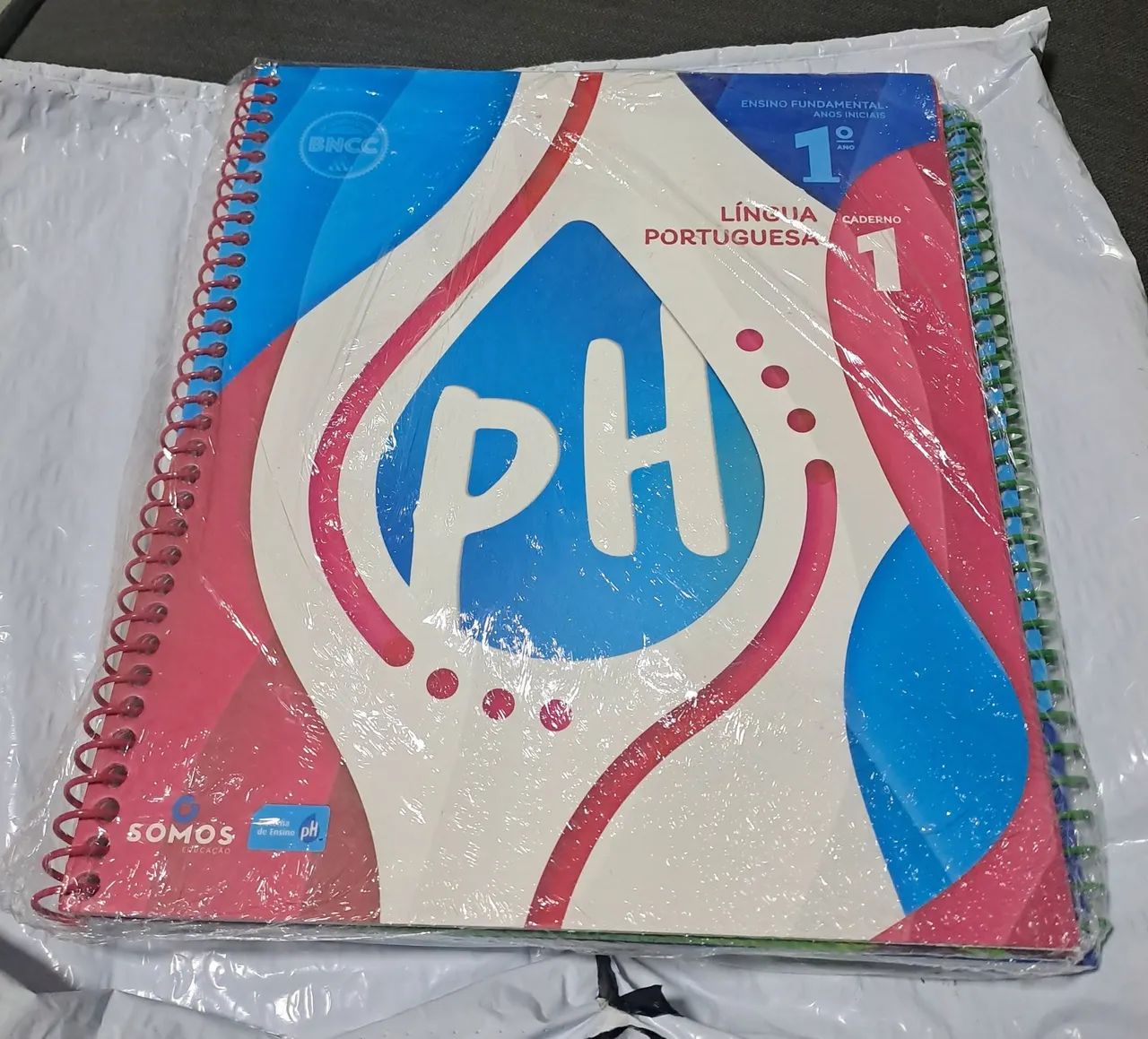 PH Textbook/Workbook for Elementary Education I – 1st Grade Portuguese and Mathematics