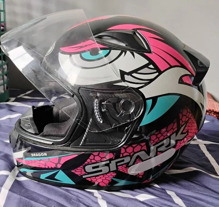 Vendo esse capacete novinho 