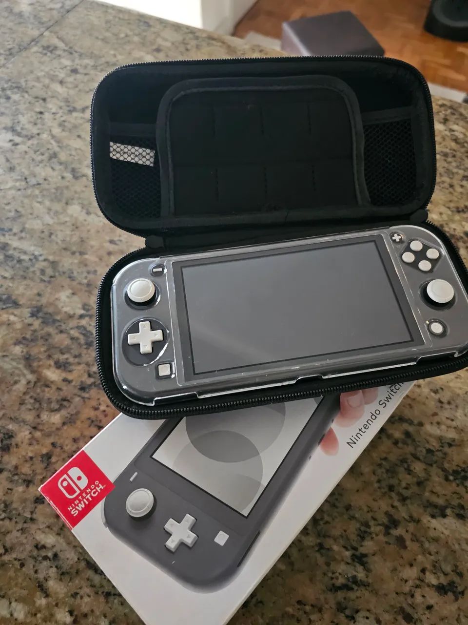 Nintendo switch lite cinza