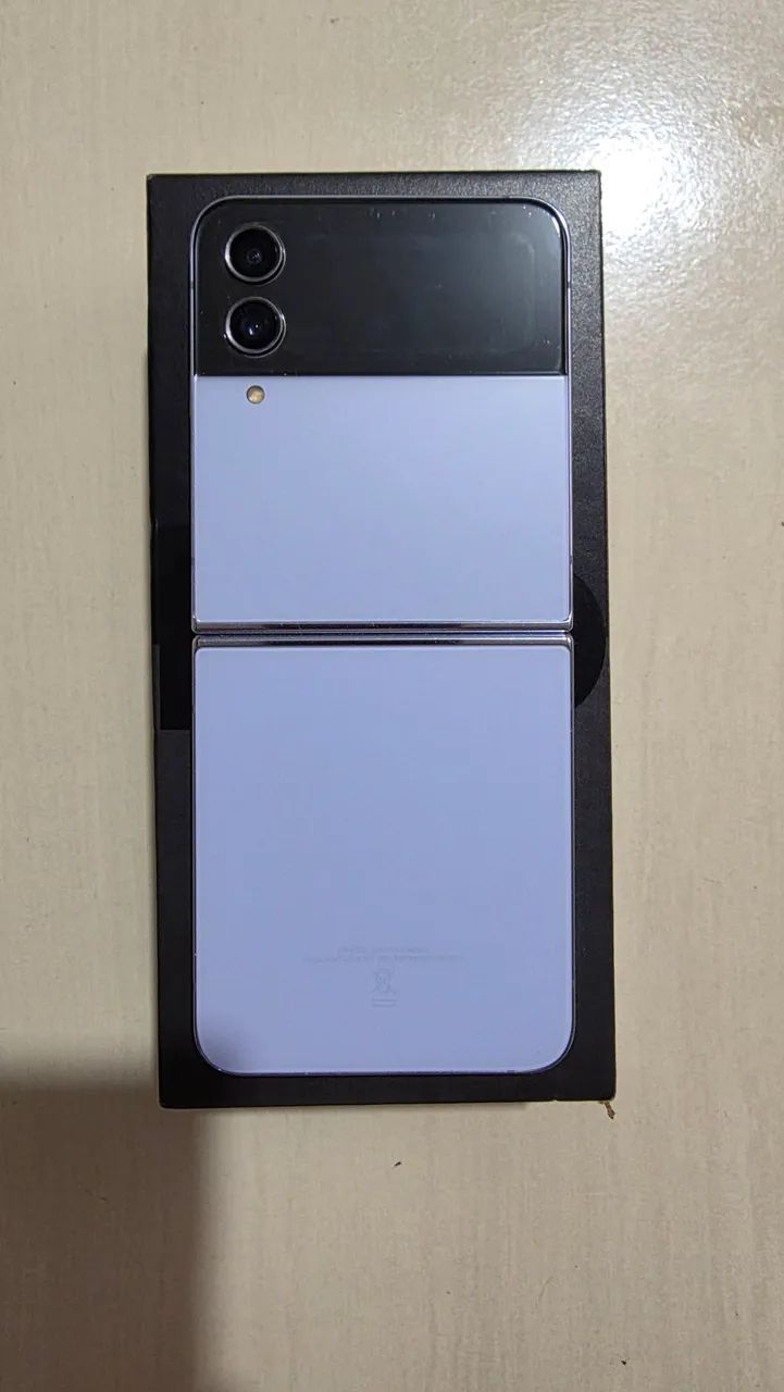 GALAXY Z FLIP 4 5G  - Foto 2