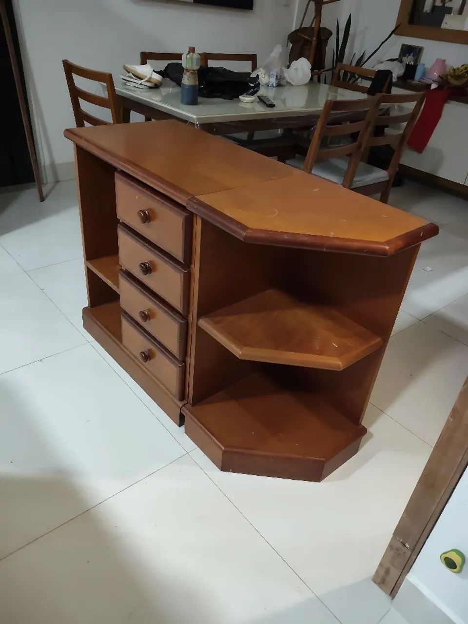 Mini cômoda com preteleira