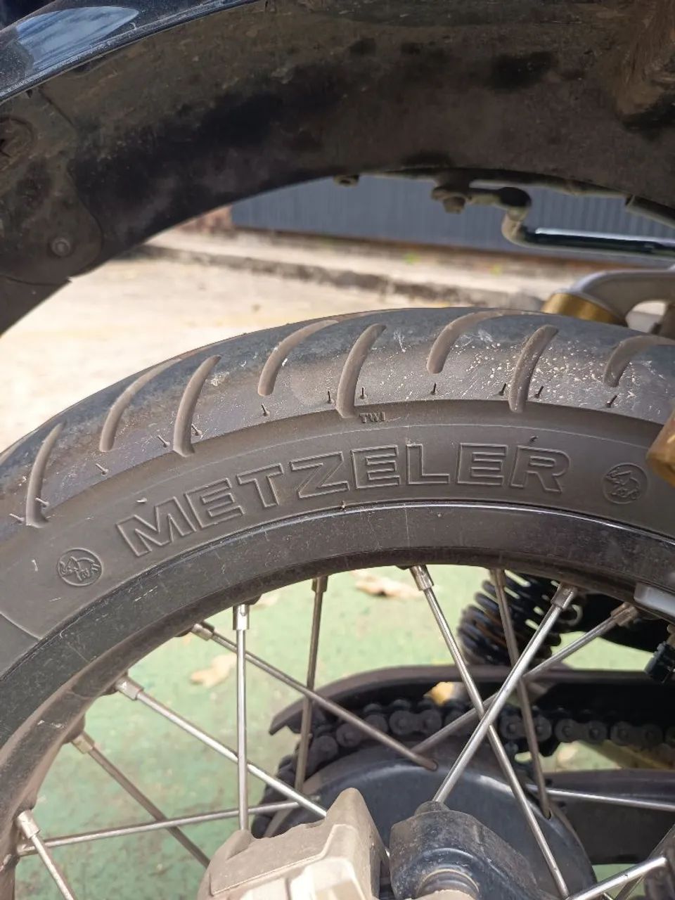 Royal Enfield Interceptor 650 ABS - Foto 4
