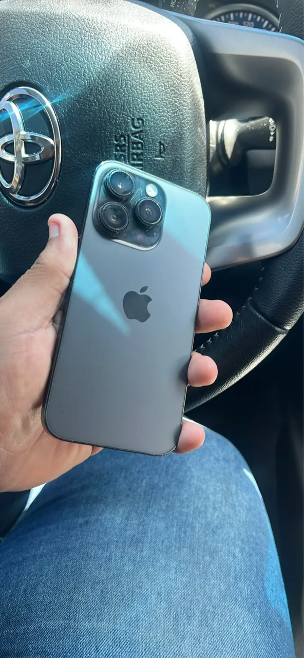 iPhone 14 Pro cinza 512gb na caixa e acessórios - Celulares e