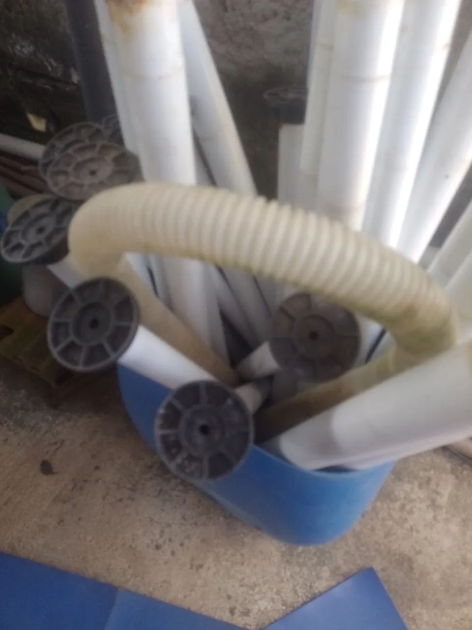 Vendo piscina 7000. Mil litros  - Foto 2