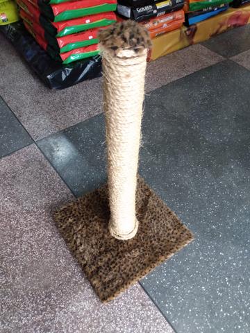 Arranhador para Gatos 67cm com base - Foto 2