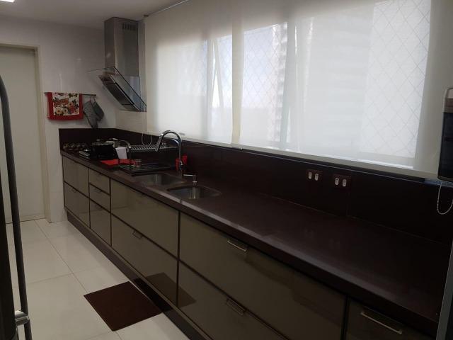 Apartamento Lumno 4 Suítes 276m2 Alto 4 vagas Decorado Nascente linda vista mar - Foto 9