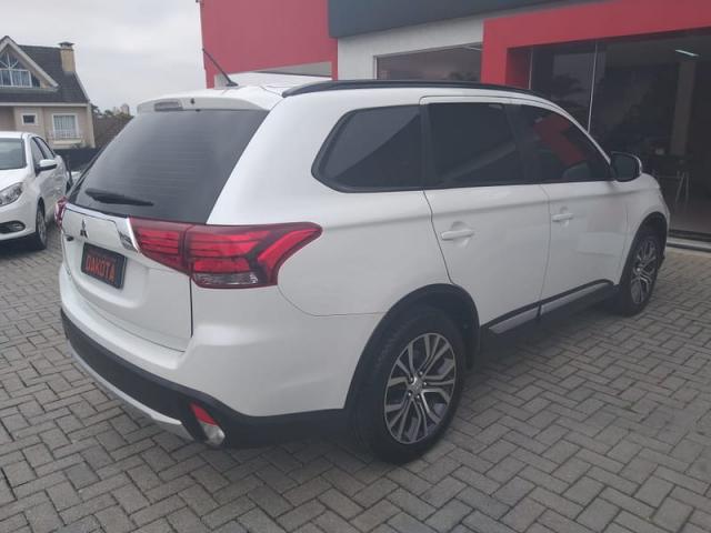 MITSUBISHI OUTLANDER 2.0 16V 160CV 2016 - Foto 10