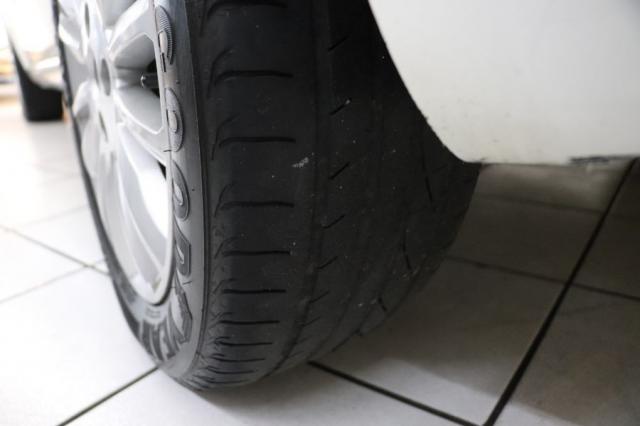 Fiat Linea ESSENCE 1.8 DUALOGIC 4P - Foto 16