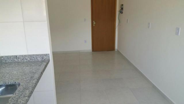 Apartamento no Pereque-açu, 2 dorm sendo 1 suite, segundo andar, piscina, elevador 015 - Foto 6
