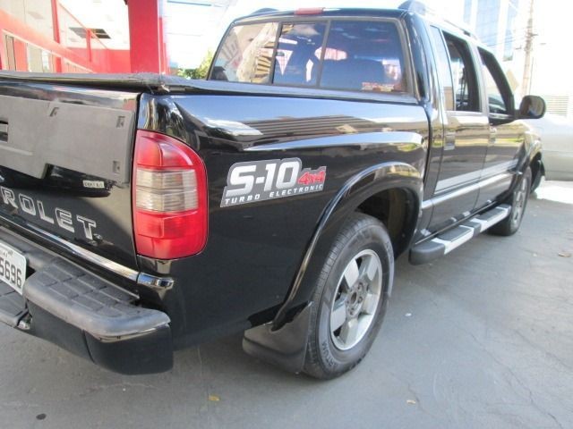 Gm chevrolet s10 2.8 executiva 4x4 - Foto 5