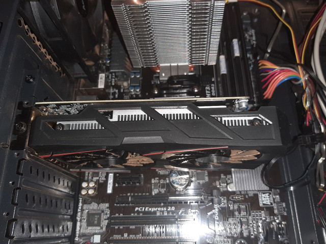 RX 460 2gb gigabyte - Foto 2