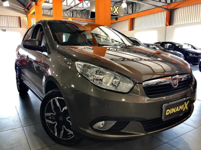 Fiat Grand Siena Dualogic 1.6 2015 - Foto 2