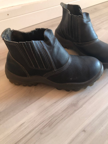 coturno feminino para obra