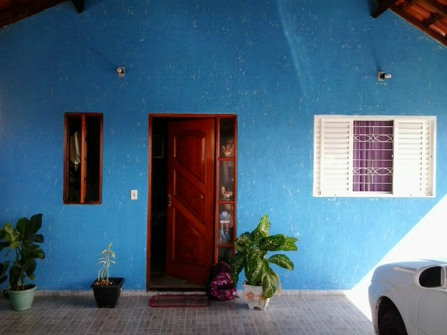Vendo casa Mobilhada ou troco por outra casa em Botucatu